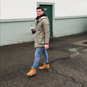 Meet your Posher, Zachary